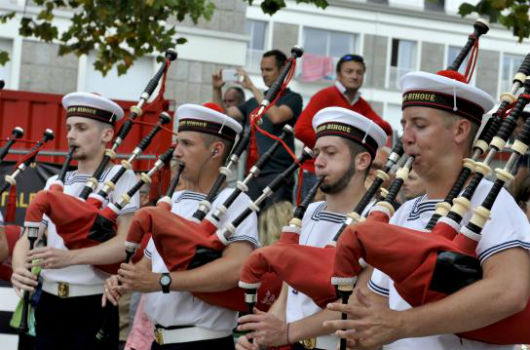 danseurs festival de quibeorn