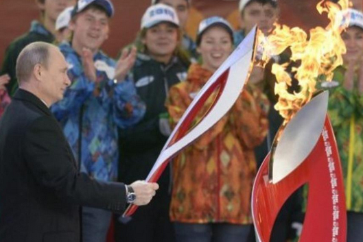 Flamme olympique JO Sotchi 2014
