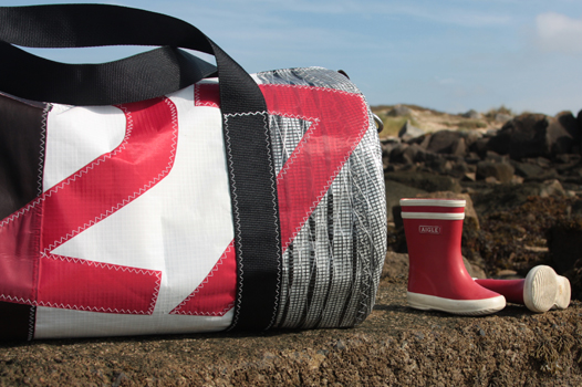 dec-727sailbags