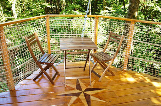 Week-end insolite dans une cabane dans les arbres en Bretagne