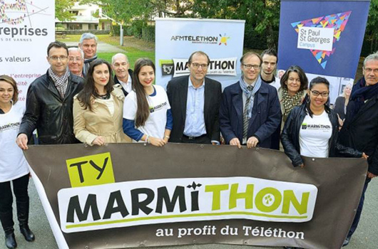 Les bénévoles avec le Lycée Saint-Paul et le Club Entreprise