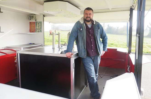 Le premier bistrot mobile de Bretagne par un Breton !