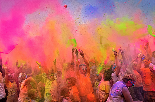 Holi Run colore la ville de Saint-Malo !
