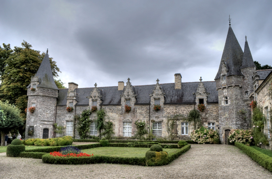 Rochefort-en-terre sera-t-il le village préféré des Français 2016 ?