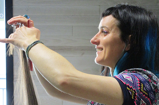Découvrez la nantaise Aurel.B, une coiffeuse créative… à vélo !