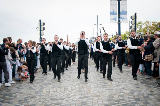 Concarneau et ses filets bleus