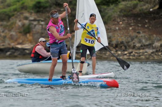 Paddle trophy